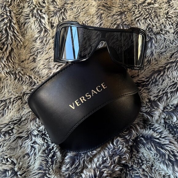 Versace Black Oversize Wrap Acetate Sunglasses – VE4451 - Picture 1 of 9